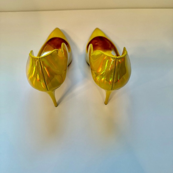 AUTHENTIC Christian Louboutin hot chick 100                 Includes box - Picture 4 of 5